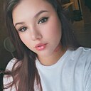 Знакомства: Милана, 23 года, Владивосток