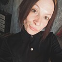Знакомства: Lena, 29 лет, Усолье-Сибирское