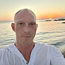 Знакомства: Артём, 33 года, Камышин