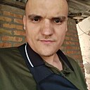 Знакомства: Валера, 36 лет, Кривой Рог