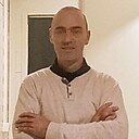 Знакомства: Robert, 44 года, Легионово