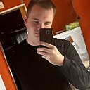 Знакомства: Максим, 23 года, Самара