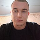 Знакомства: Артём, 24 года, Аксай