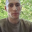 Знакомства: Илья, 25 лет, Новосибирск