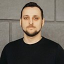 Знакомства: Максим, 33 года, Алейск