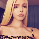 Знакомства: Виктория, 18 лет, Хабаровск