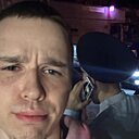 Знакомства: Максим, 21 год, Железногорск
