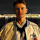 Знакомства: Илья, 21 год, Магадан