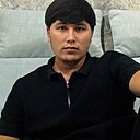Знакомства: Хусейн, 26 лет, Новороссийск