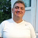 Знакомства: Виктор, 32 года, Славянск-на-Кубани