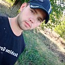 Знакомства: Даниил, 24 года, Брянка