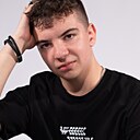 Знакомства: Денис, 18 лет, Рязань
