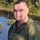 Знакомства: Игорь, 31 год, Лесозаводск