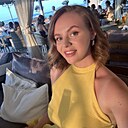 Знакомства: Анастасия, 27 лет, Новосибирск