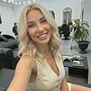 Знакомства: Илона, 31 год, Санкт-Петербург