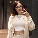 Знакомства: Ника, 18 лет, Калуга