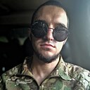 Знакомства: Артем, 25 лет, Кемерово