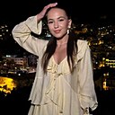 Знакомства: Елена, 27 лет, Екатеринбург