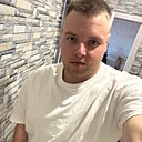 Знакомства: Роман, 27 лет, Луганск