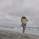 Знакомства: Юлия, 33 года, Санкт-Петербург