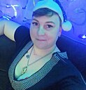 Знакомства: Валентина, 32 года, Омск