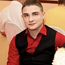 Знакомства: Данил, 22 года, Волхов