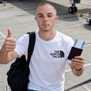 Знакомства: Александр, 32 года, Ельск