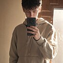Знакомства: Макс, 18 лет, Запорожье