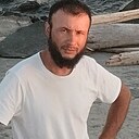 Знакомства: Максим, 32 года, Новоалтайск