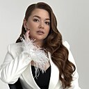 Знакомства: Юлия, 28 лет, Тюмень