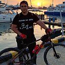 Знакомства: Роман, 39 лет, Сибай