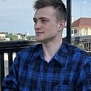 Знакомства: Денис, 24 года, Снежное