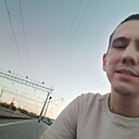 Знакомства: Иван, 29 лет, Астрахань