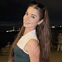 Знакомства: Полина, 19 лет, Санкт-Петербург