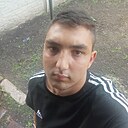 Знакомства: Саня, 21 год, Донецк
