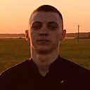 Знакомства: Евгений, 27 лет, Богородицк