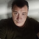 Знакомства: Максим, 39 лет, Медвежьегорск