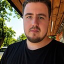 Знакомства: Артём, 25 лет, Еманжелинск
