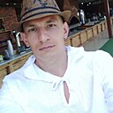 Знакомства: Денис, 27 лет, Щекино