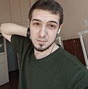 Знакомства: Александр, 23 года, Волжский