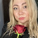 Знакомства: Ксения, 36 лет, Новосибирск