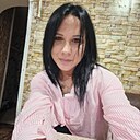Знакомства: Ксения, 30 лет, Омск