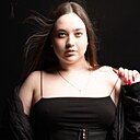 Знакомства: Юлия, 23 года, Новосибирск