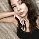 Знакомства: Арина, 27 лет, Казань