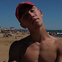 Знакомства: Роман, 25 лет, Феодосия