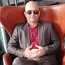 Знакомства: Максим, 40 лет, Нижневартовск