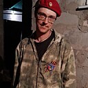 Знакомства: Ярик, 33 года, Луганск