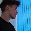 Знакомства: Богдан, 26 лет, Великий Новгород