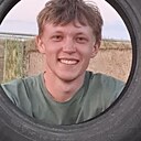 Знакомства: Mikhail, 24 года, Петропавловск