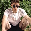 Знакомства: Макар, 24 года, Экибастуз